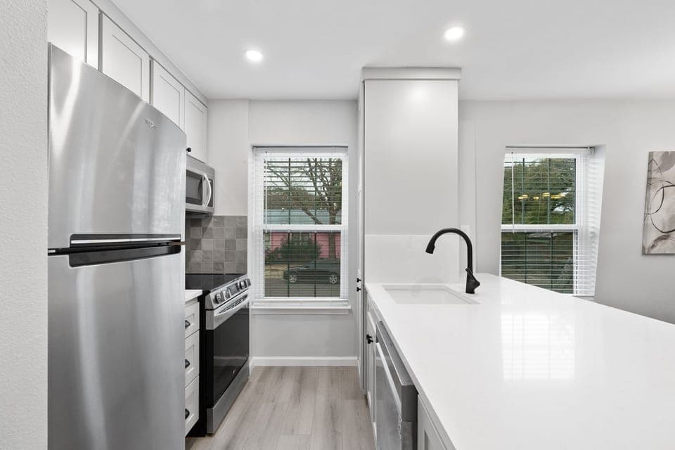 New Kitchen Appliances and Finishings