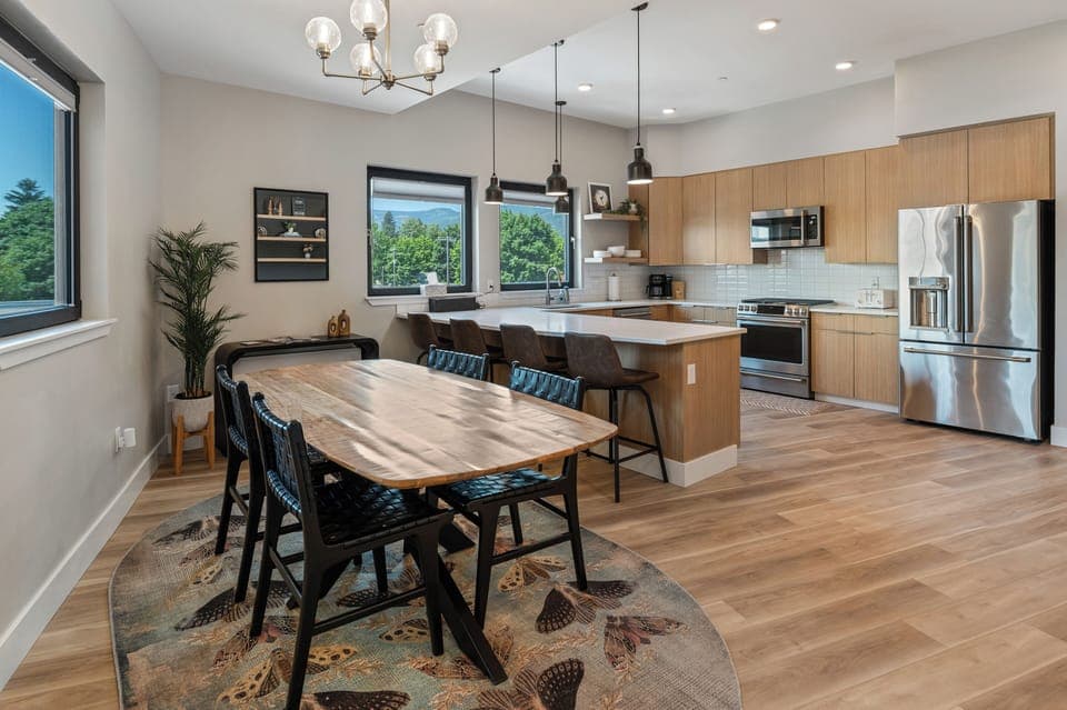 Top Floor Downtown Condo