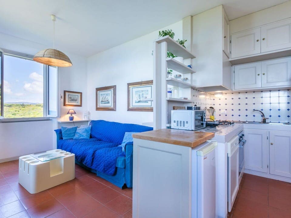 Furniture, Interior Design, Flooring, Floor, Kitchen, Wood, Room, Ceiling, Major Appliance, Kitchen Appliance