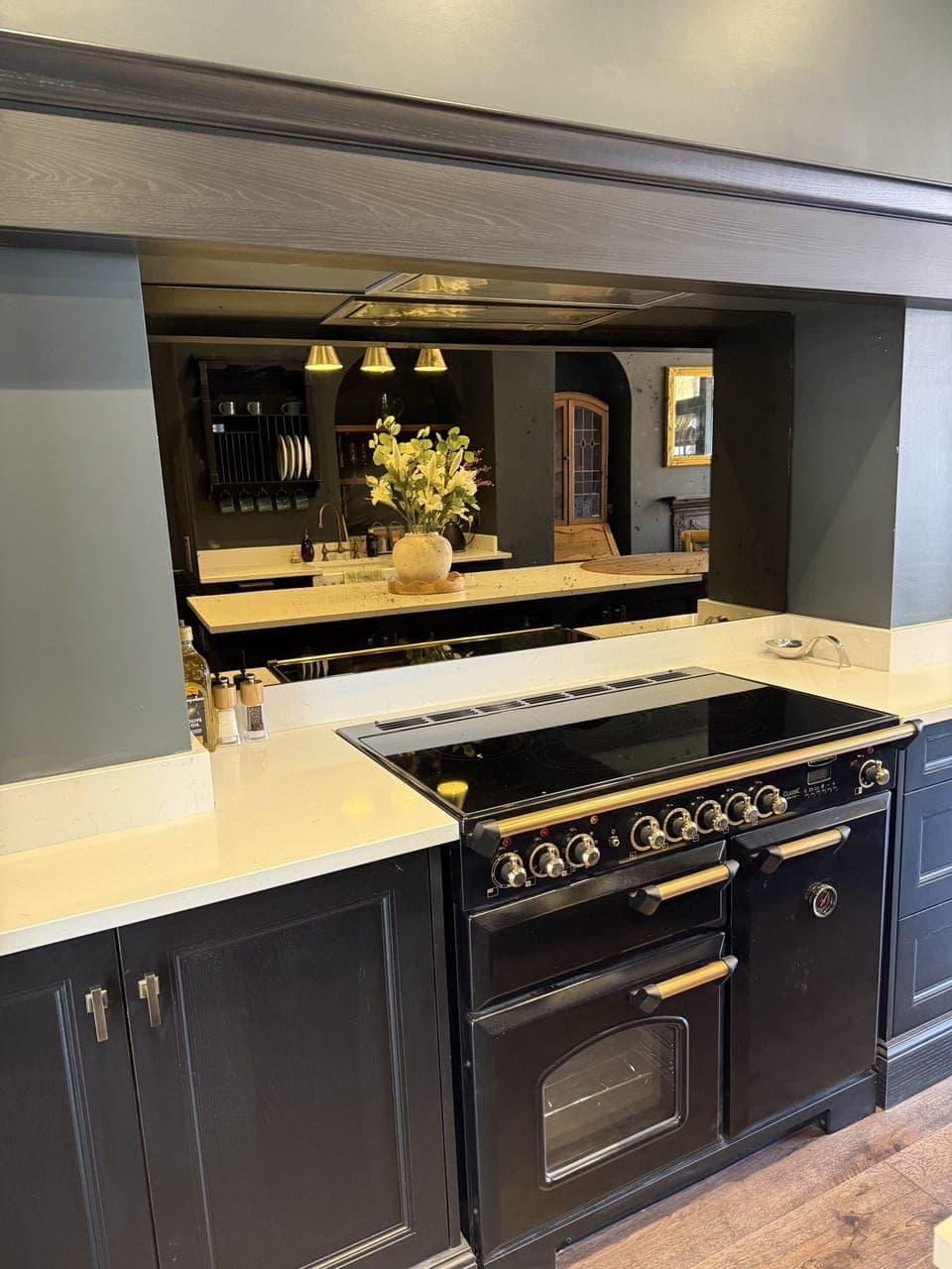 Living Room / Lounge