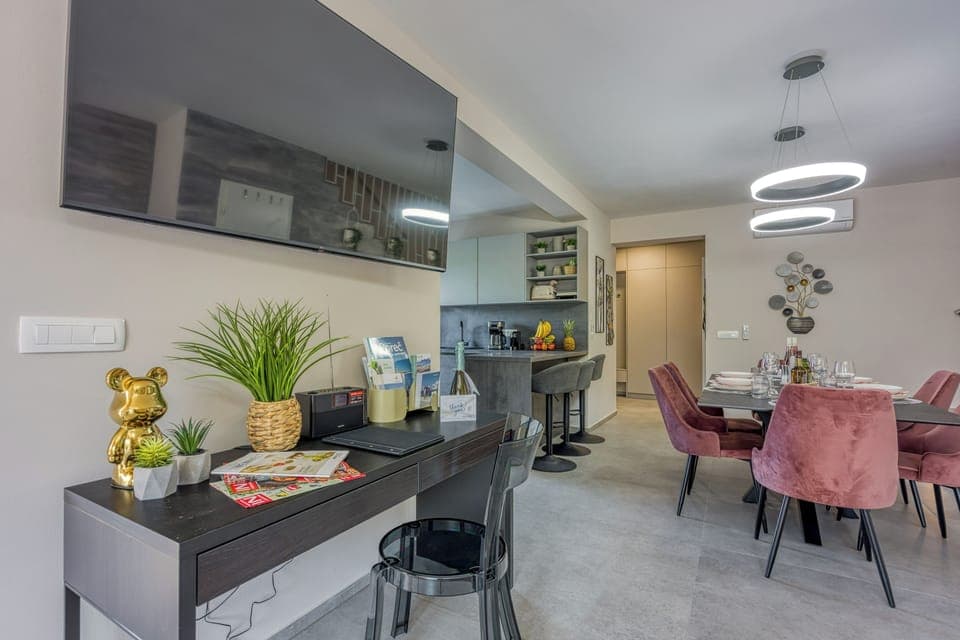 Living and dining room