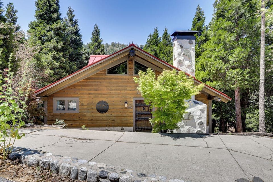 Crestline Vacation Rental | 1BR | 2BA | Steps to Enter | 1,700 Sq Ft