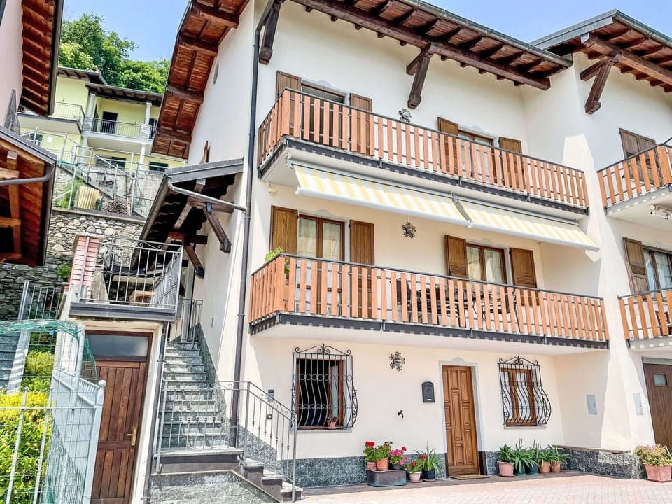 Swimming Pool, Shade, Resort, Landscaping, Resort Town, Fence, Hotel, Seaside Resort