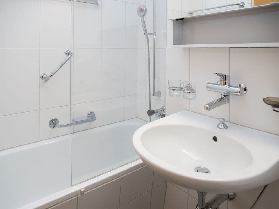 Bathroom, Bathroom Sink, Plumbing Fixture, Interior Design, Wall, Flooring, Sink, Floor, White, Tap