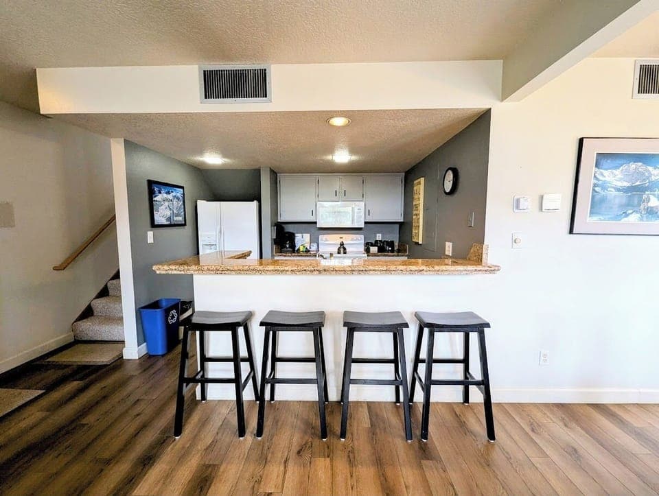 Barstool seating
