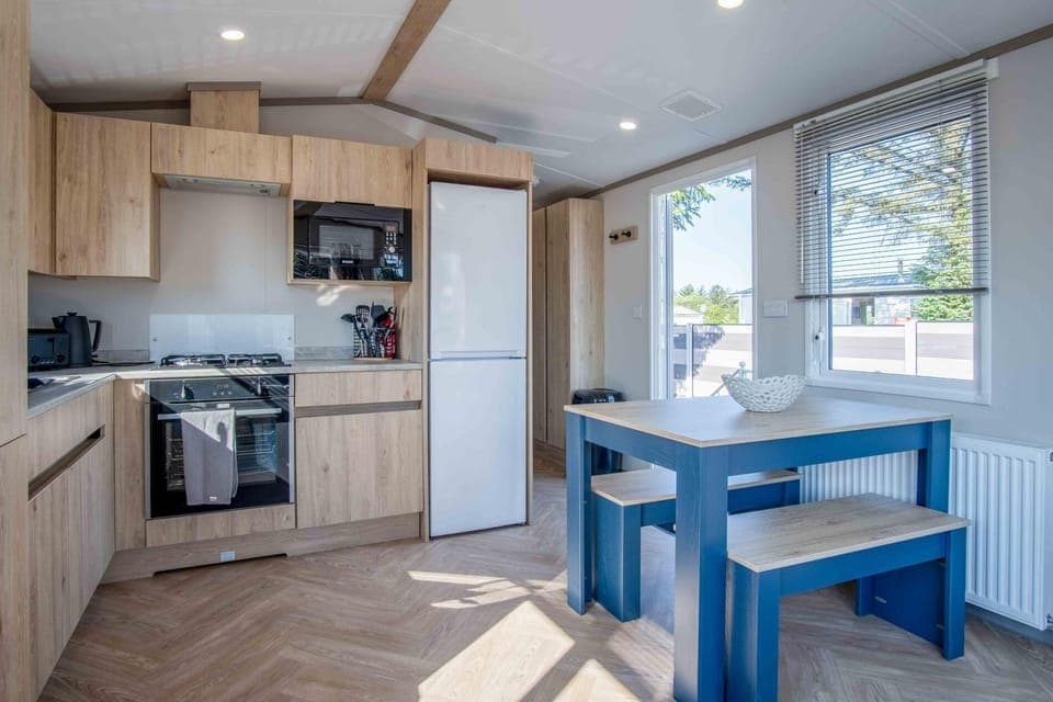 Baywood 20 - 2 Bedroom Holiday Home - Amroth (25942)