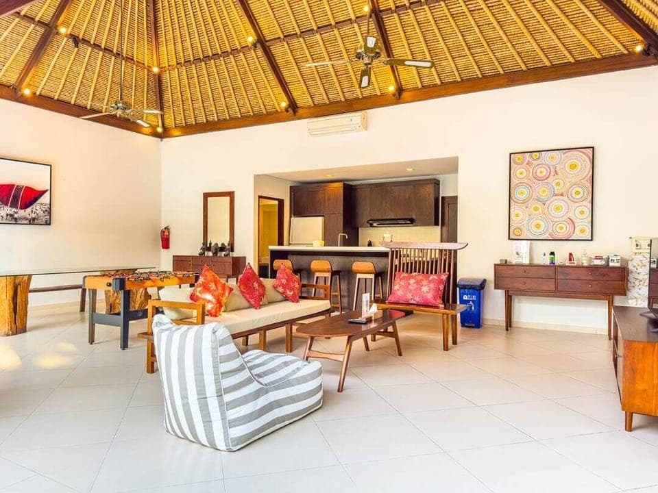 Villa Alore 6BR Pool Villa by Villa Bugis (7)