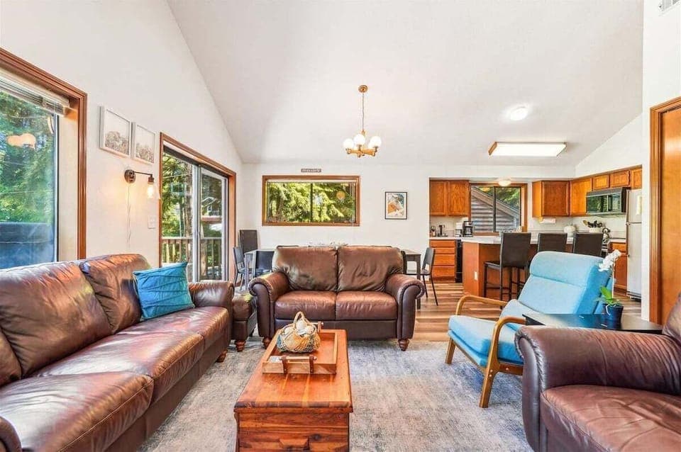 Living room at Sandcastle Spirit