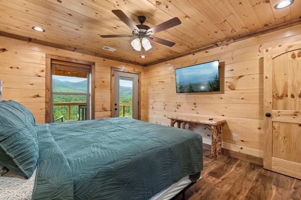 72b3cddf-8702-45d9-98fb-924f38369fa4