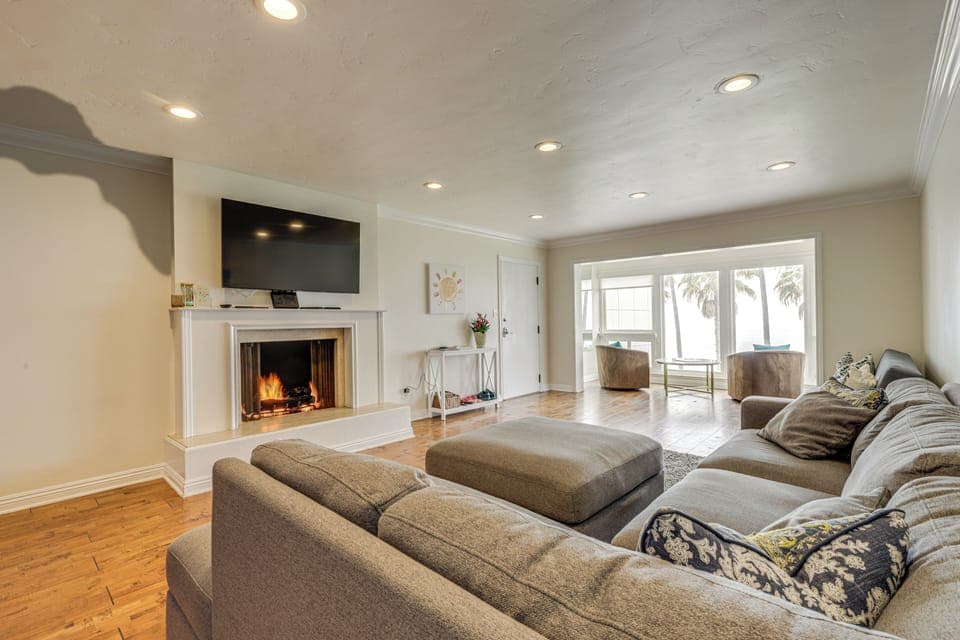 La Jolla Vacation Rental | 2BR | 2BA | 1,294 Sq Ft | Stairs Required