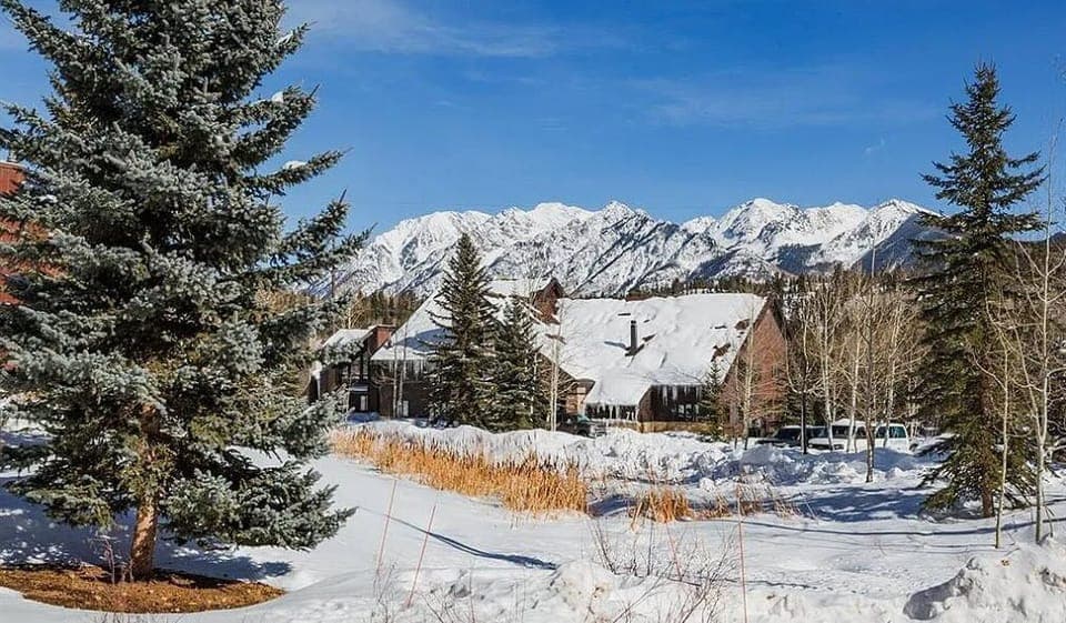 Big Mountain Views at Silverpick