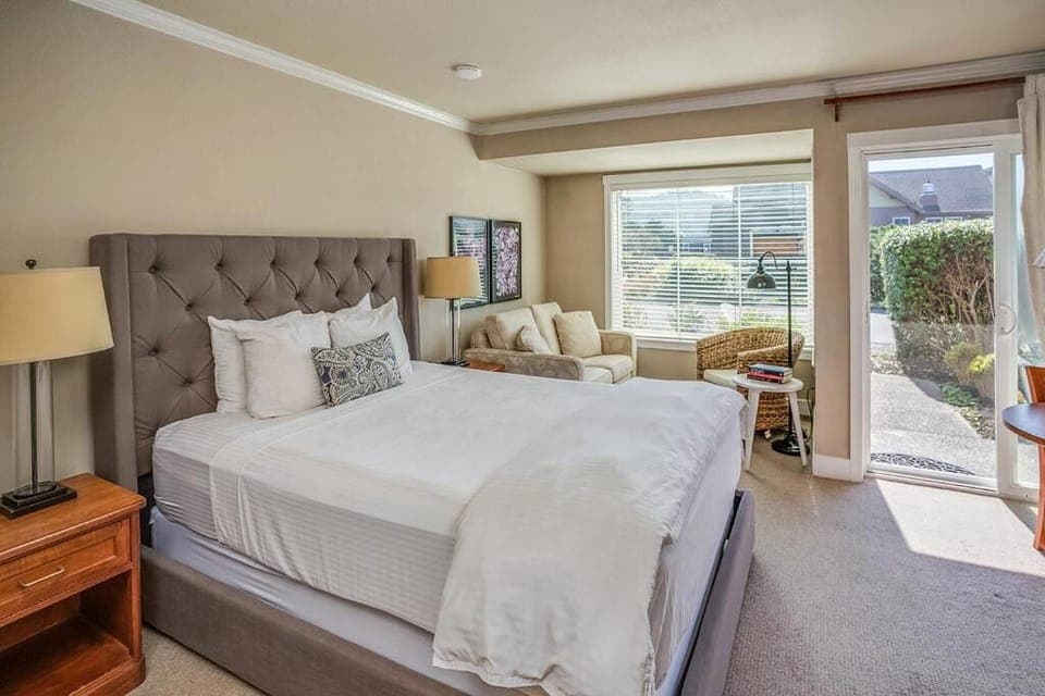 Comfortable Unit with Queen size bed