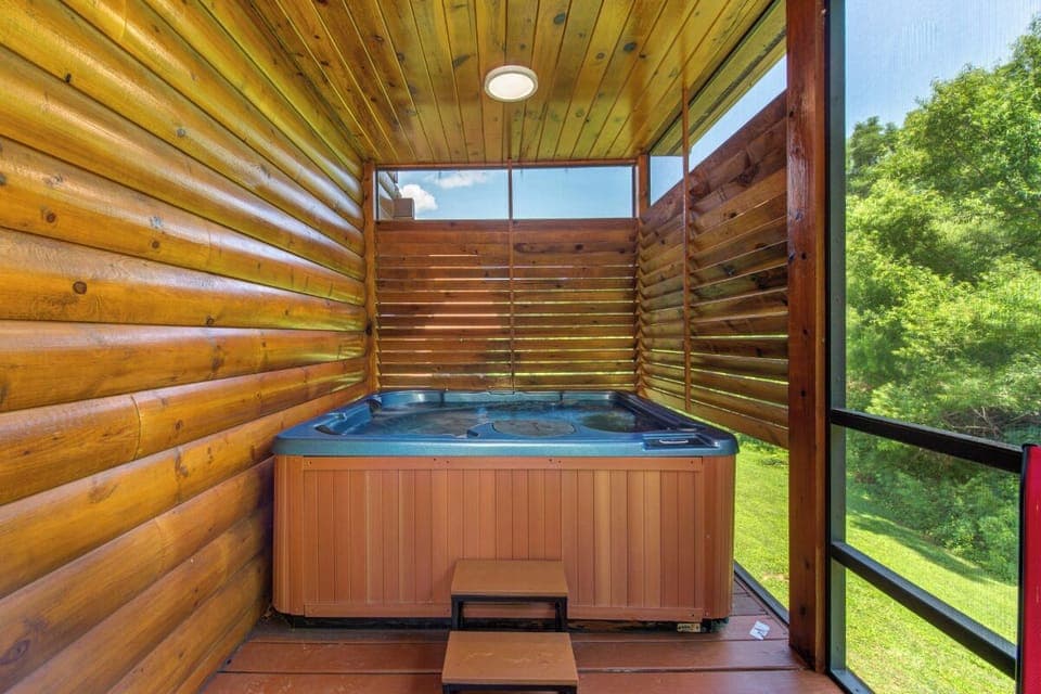 Goldilocks and The Three Bears' bubbling hot tub