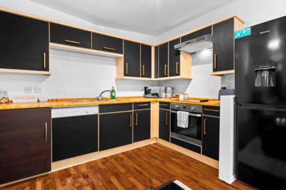 Please note the dishwasher is currently out of service. A new machine has been ordered and will be replaced soon. We apologise for the inconvenience. 
