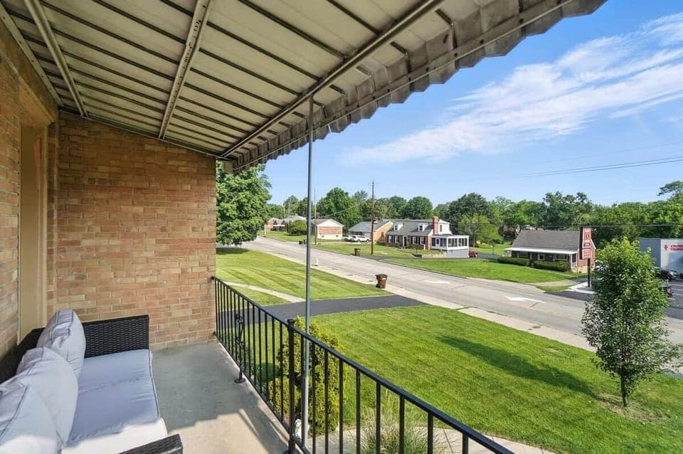 Outdoor Patio 