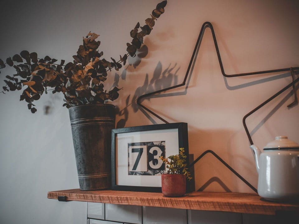 Shade, Mountain Range, Outdoor Structure, Eco Hotel, Deck, Outdoor Furniture, Garden, Chair, Landscaping, Hardwood