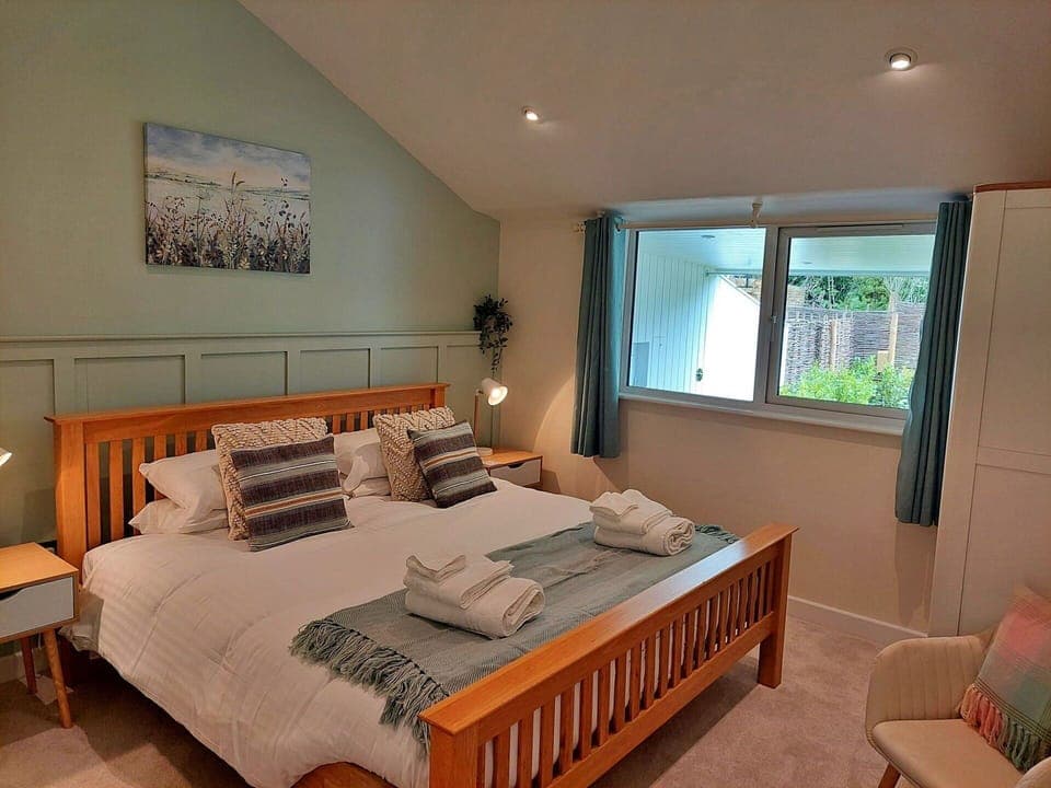 Apartment, Balcony, Shade, Marina, Hotel, Dock