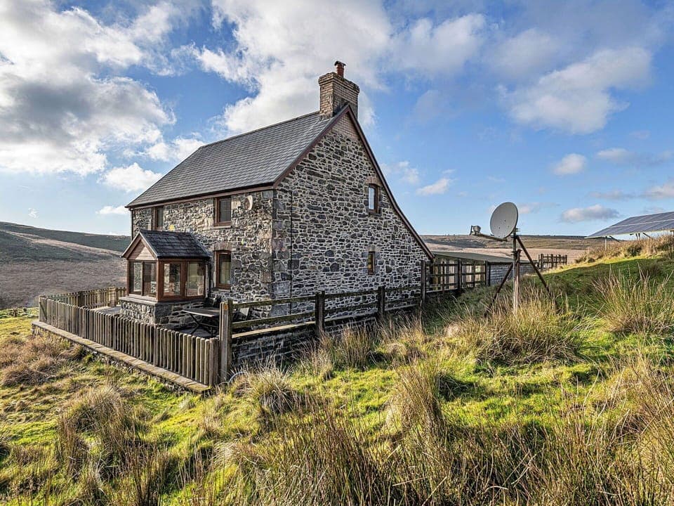 Apartment, Balcony, Shade, Marina, Hotel, Dock