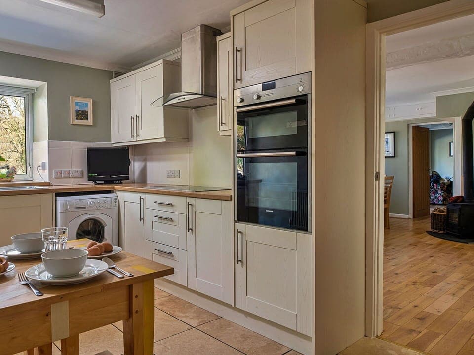 Apartment, Balcony, Shade, Marina, Hotel, Dock