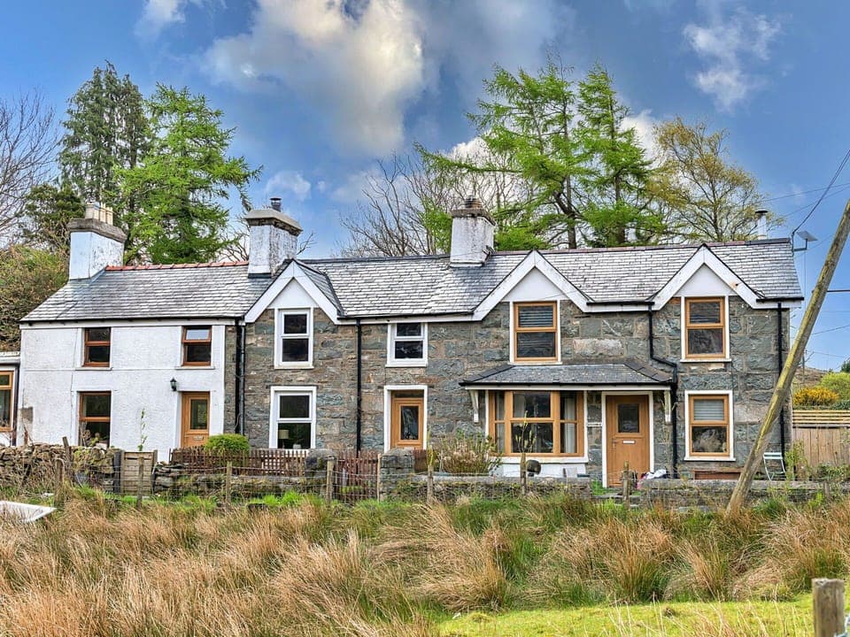 Apartment, Balcony, Shade, Marina, Hotel, Dock