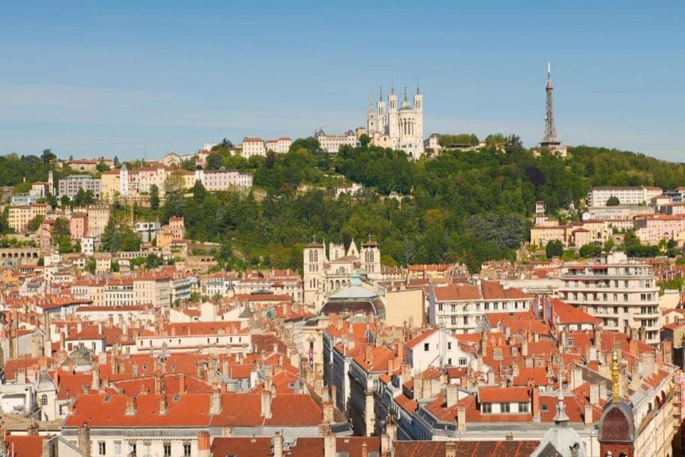 Surroundings [summer] (1-5 km)