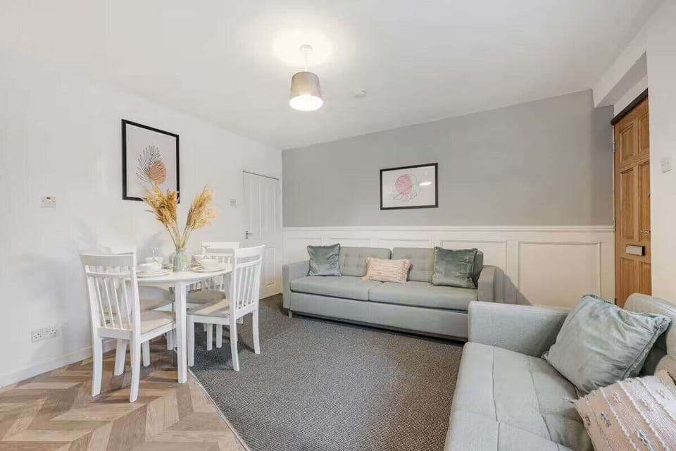 Bright, modern, and welcoming – your home-away-from-home starts here.