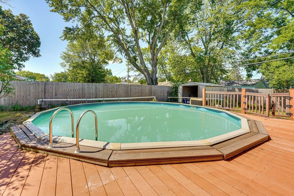 Toledo Vacation Rental | 5BR | 2BA | 2,000 Sq Ft | Stairs Required