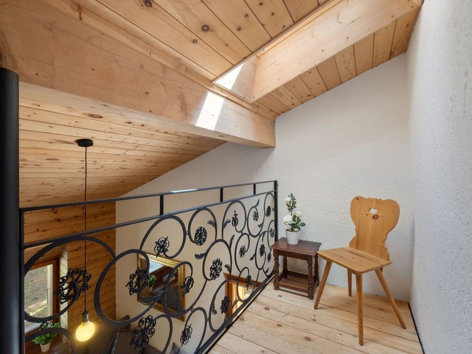 Flooring, Wood, Interior Design, Floor, Wood Flooring, Ceiling, Lighting, Hardwood, Home, Handrail