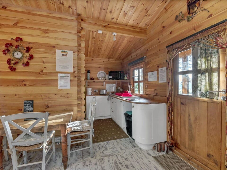 Wood, Furniture, Cottage, Home, House, Log Cabin, Door, Room, Hardwood, Wood Stain