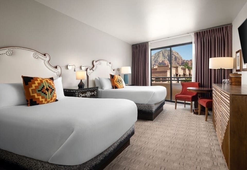 Two Queen size bed unit