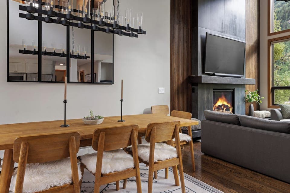 Seamless flow between living room and dining room