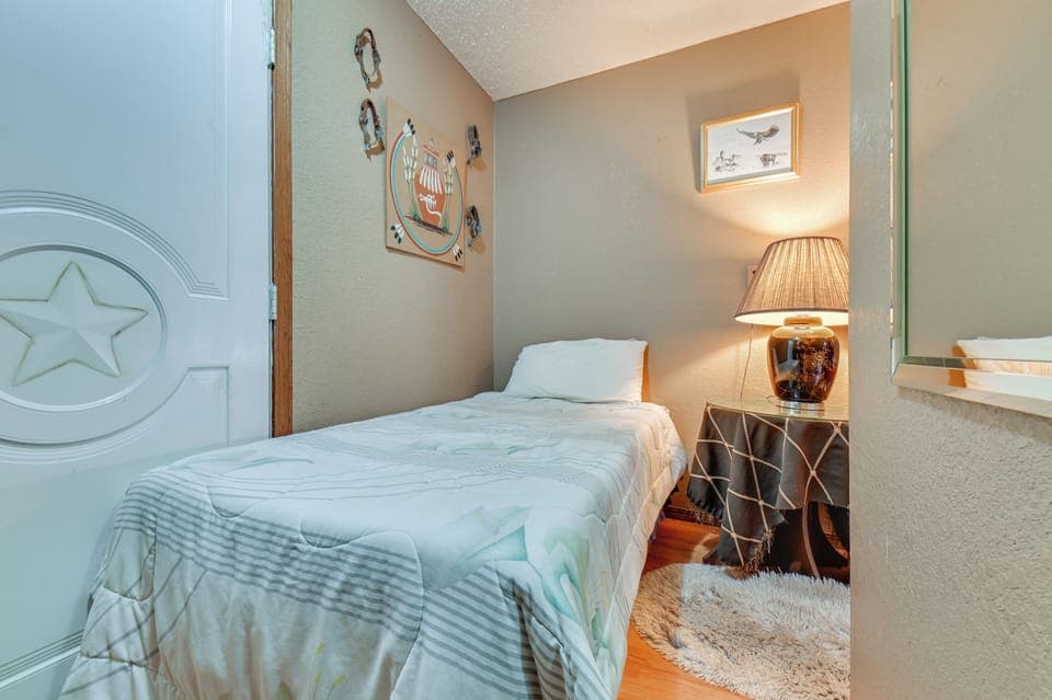 Bonus Room | Twin Bed