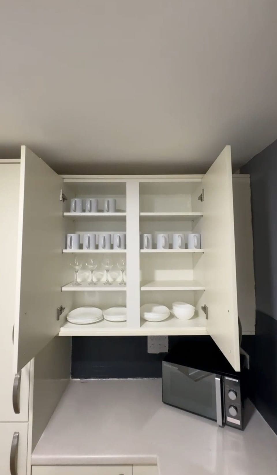 Kitchen with cups and plates