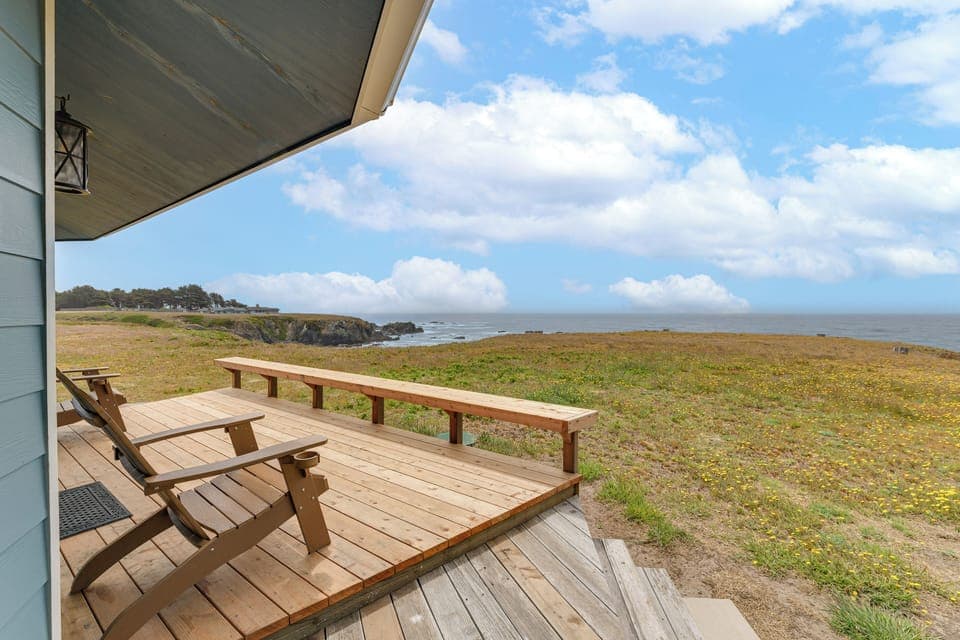 Caspar Vacation Rental | 1BR | 1.5BA | Stairs Required | 1,163 Sq Ft