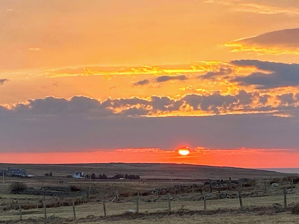 Watch the sunset! | Go Ye Cottage, Achmore