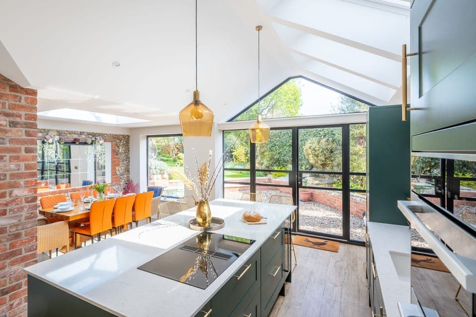 Holly Cottage (Edgefield): Kitchen/ dining room with french doors leading to an enclosed garden