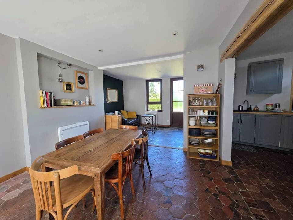 5ce9a1eb-6d62-4b93-b98c-7f389c6254c1