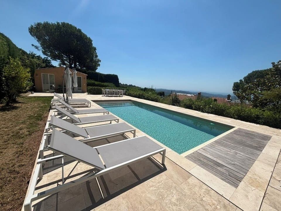 Pool with pool house