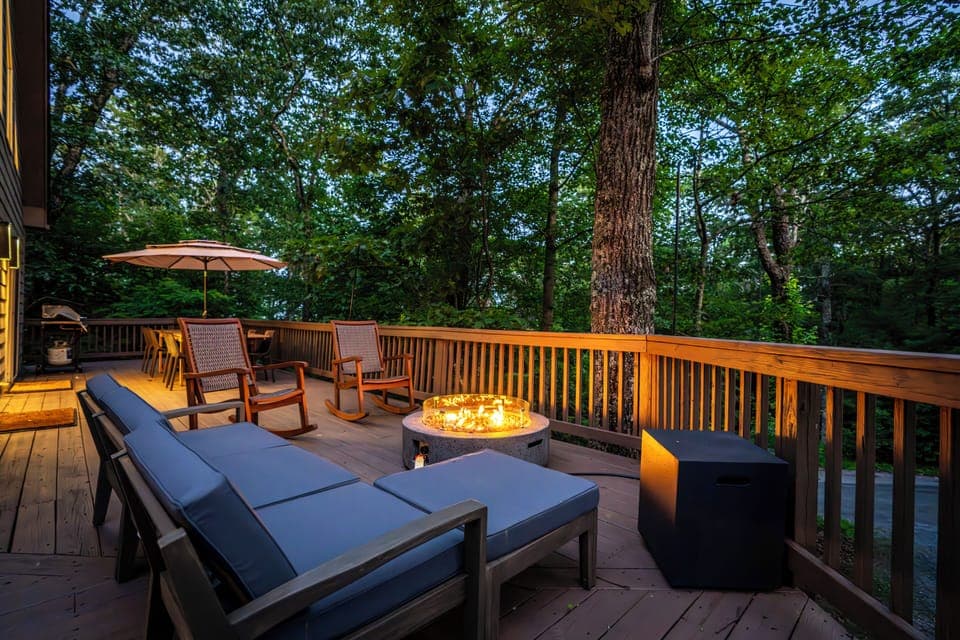 Welcome to the Wintergreen Cozy! Your perfect mountain retreat.