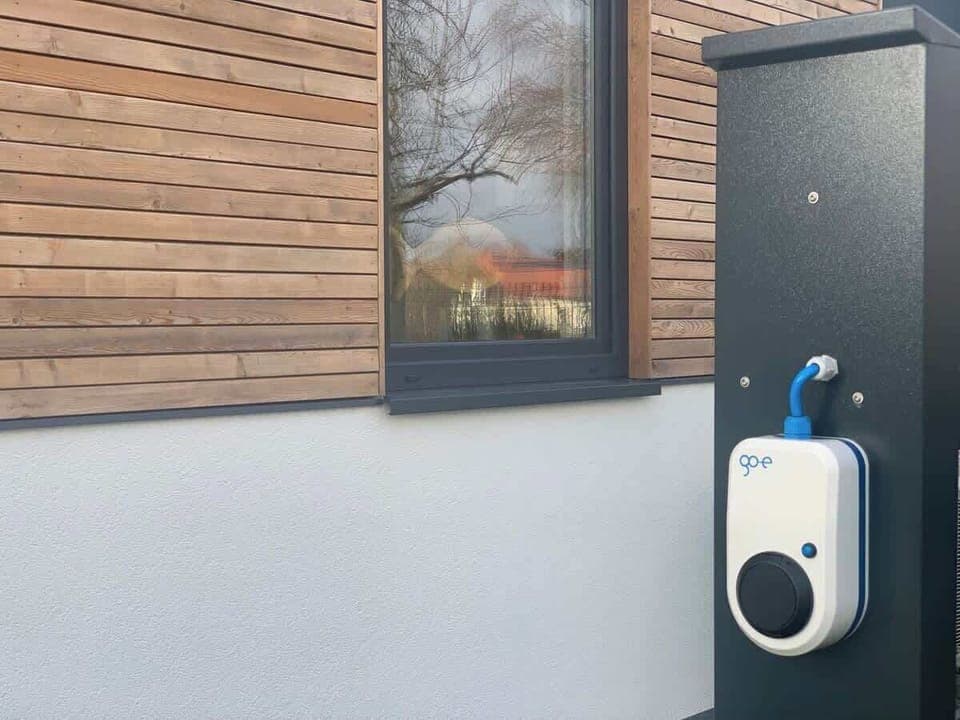 Aussensansicht Ladesäule