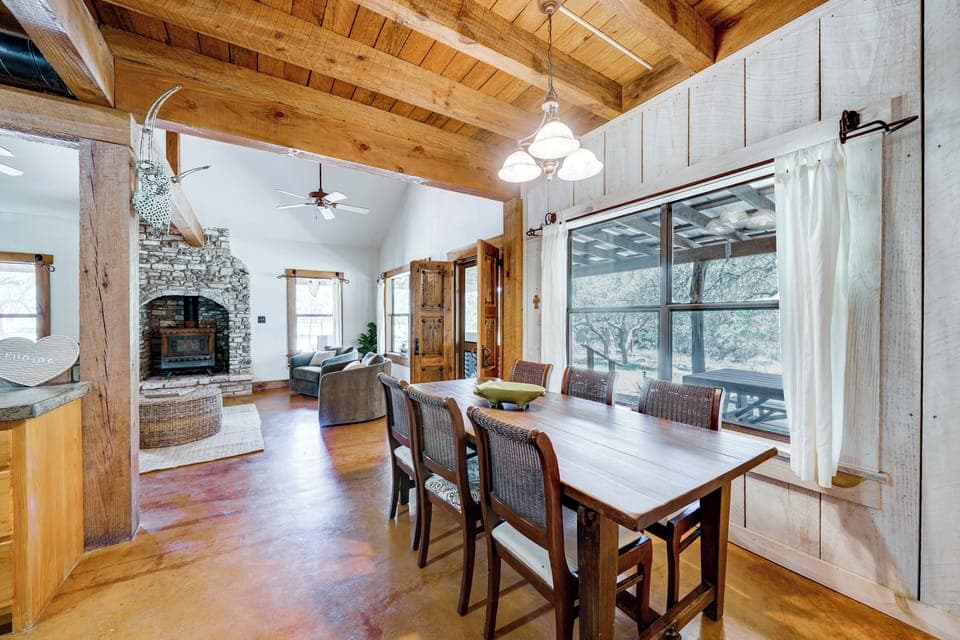 Dining Area | 1st Floor