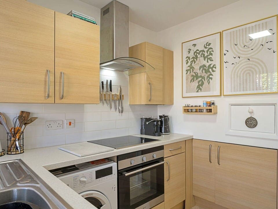 House, Cottage, Freezing, Village, Mountain Village, Resort, Snow, Winter, Alps