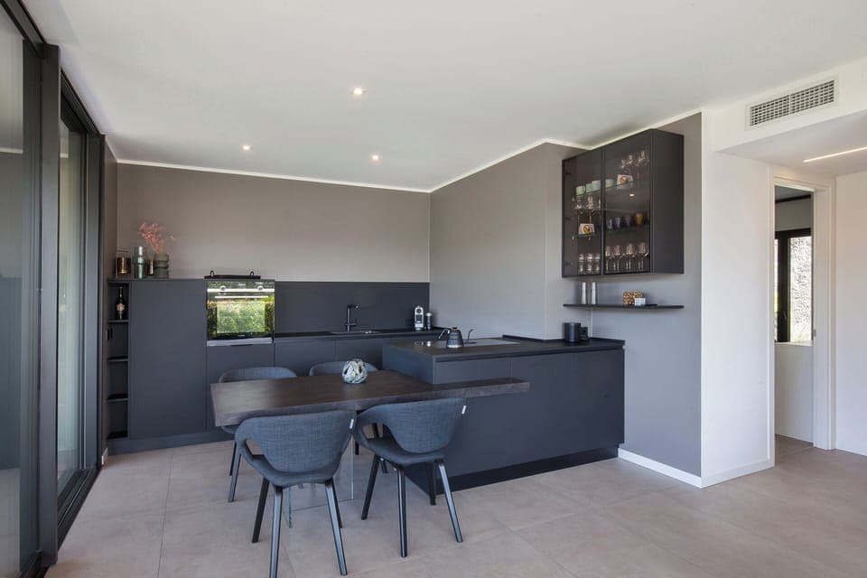 8890a08c-2990-4ad2-bd6d-c69451018b75