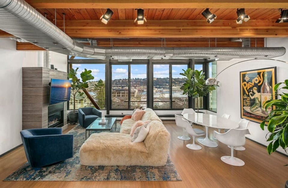 Living and dining area