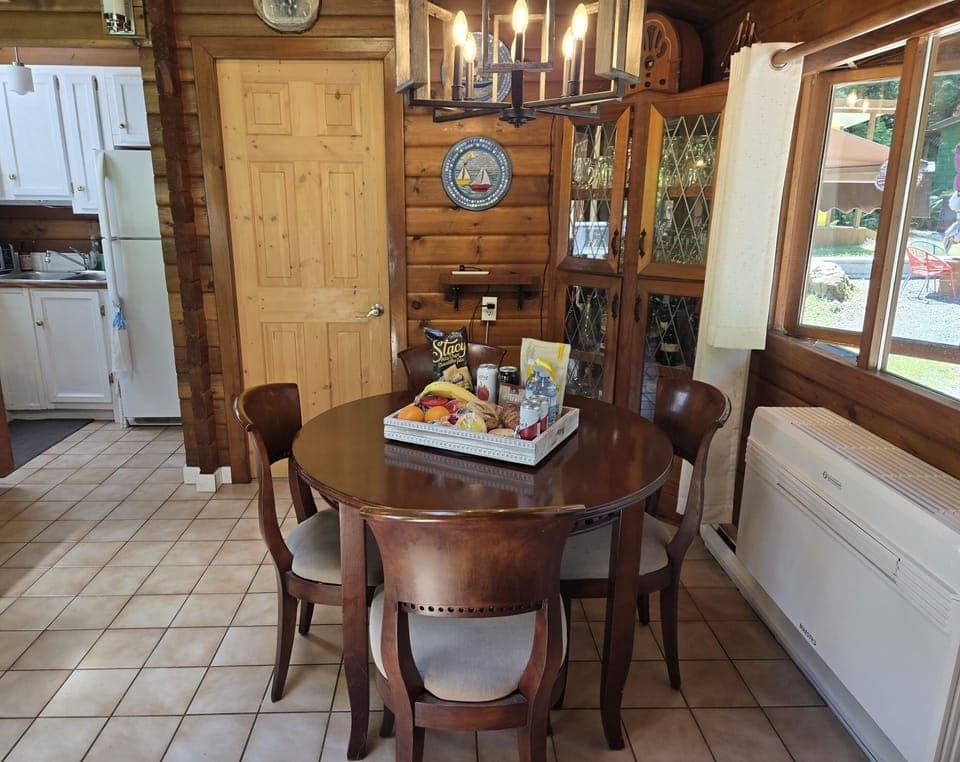 Taken from entrance. Door shown leads to a bedroom.