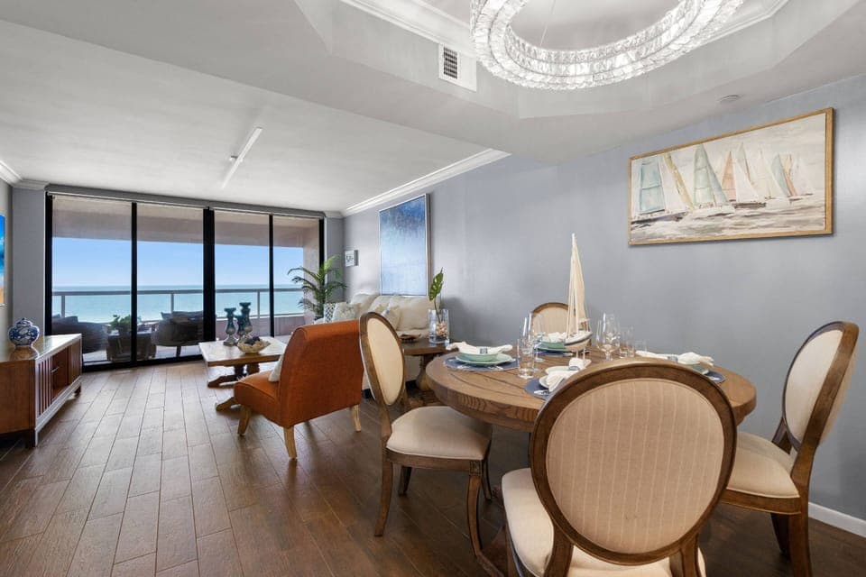 Open-Concept Living Room and Dining Space