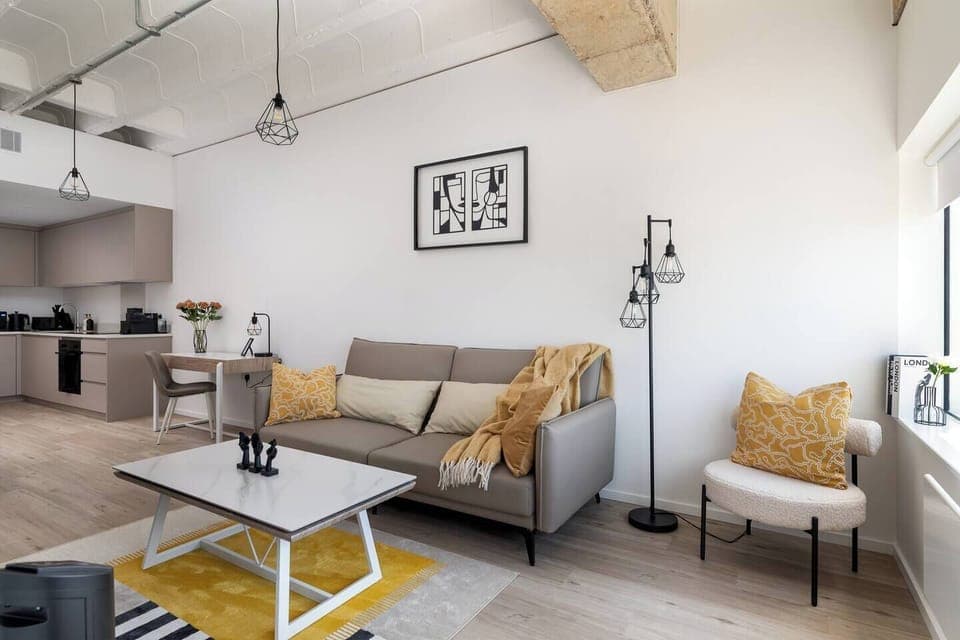 1f268dba-1e51-4460-8c86-3cce4981f52c