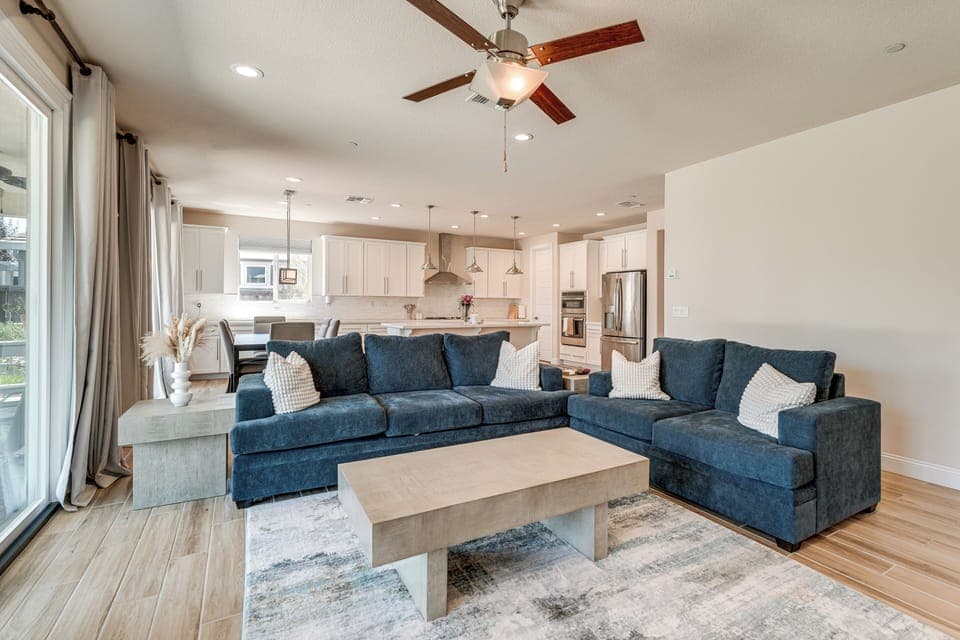 Manteca Vacation Rental | 5BR | 3.5BA | 1 Step Required | 3,600 Sq Ft