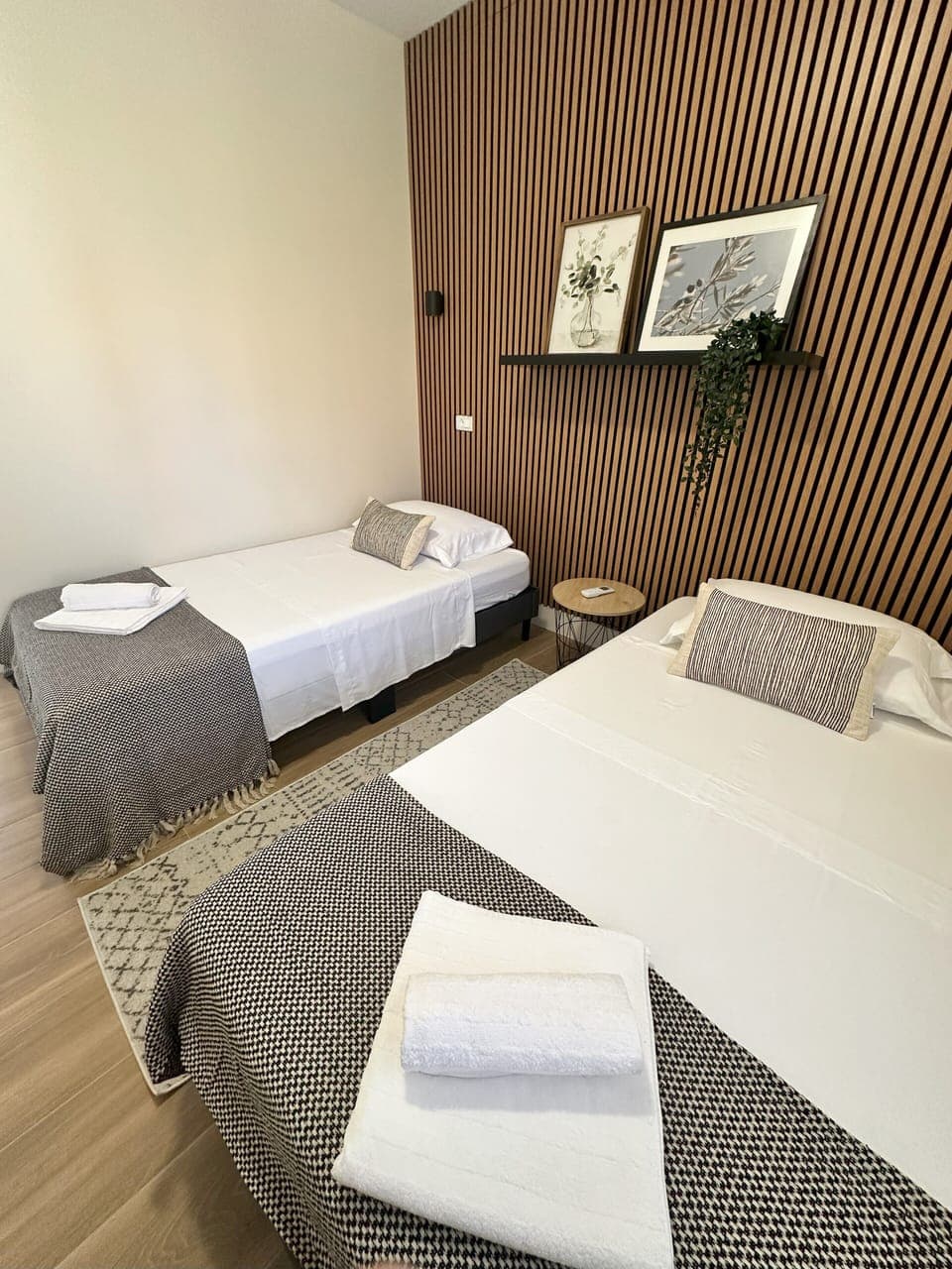 Third bedroom with two twin size beds