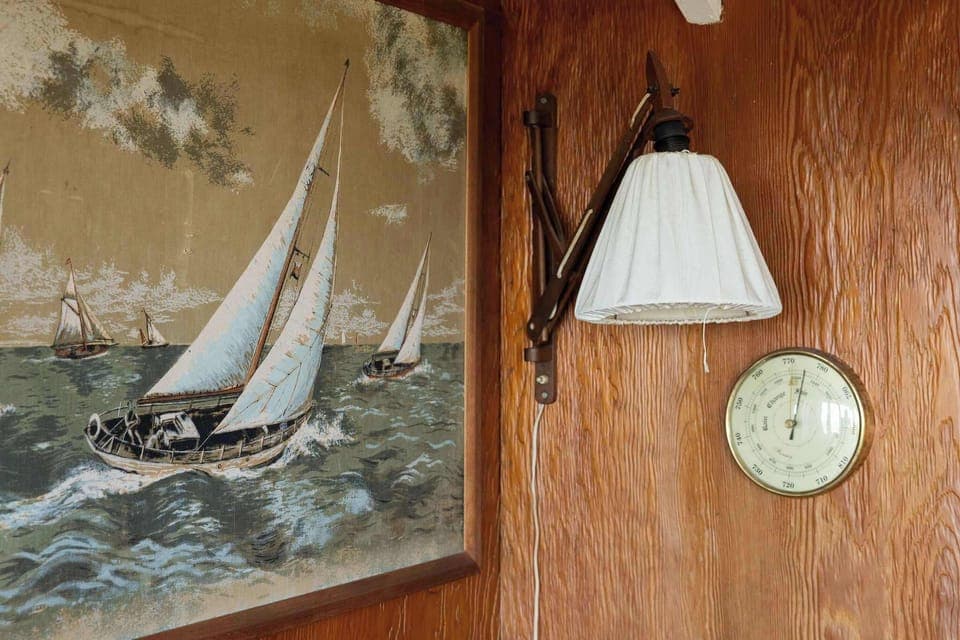 Sailing art meets mid-century style
